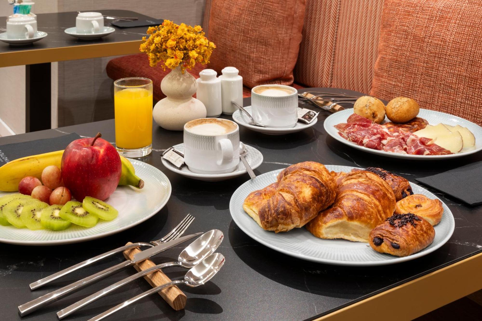 Catalonia Goya Hotel Madrid Bagian luar foto